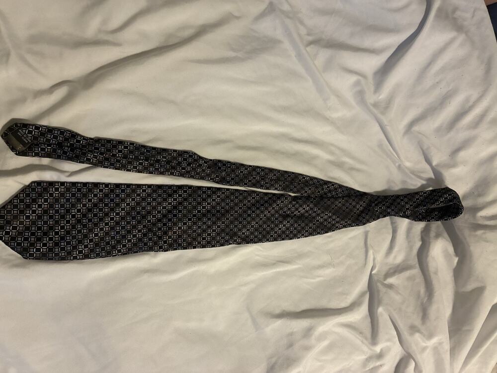 Calvin Klein 100% Silk Tie Geometric Diamond Black Blue Silver